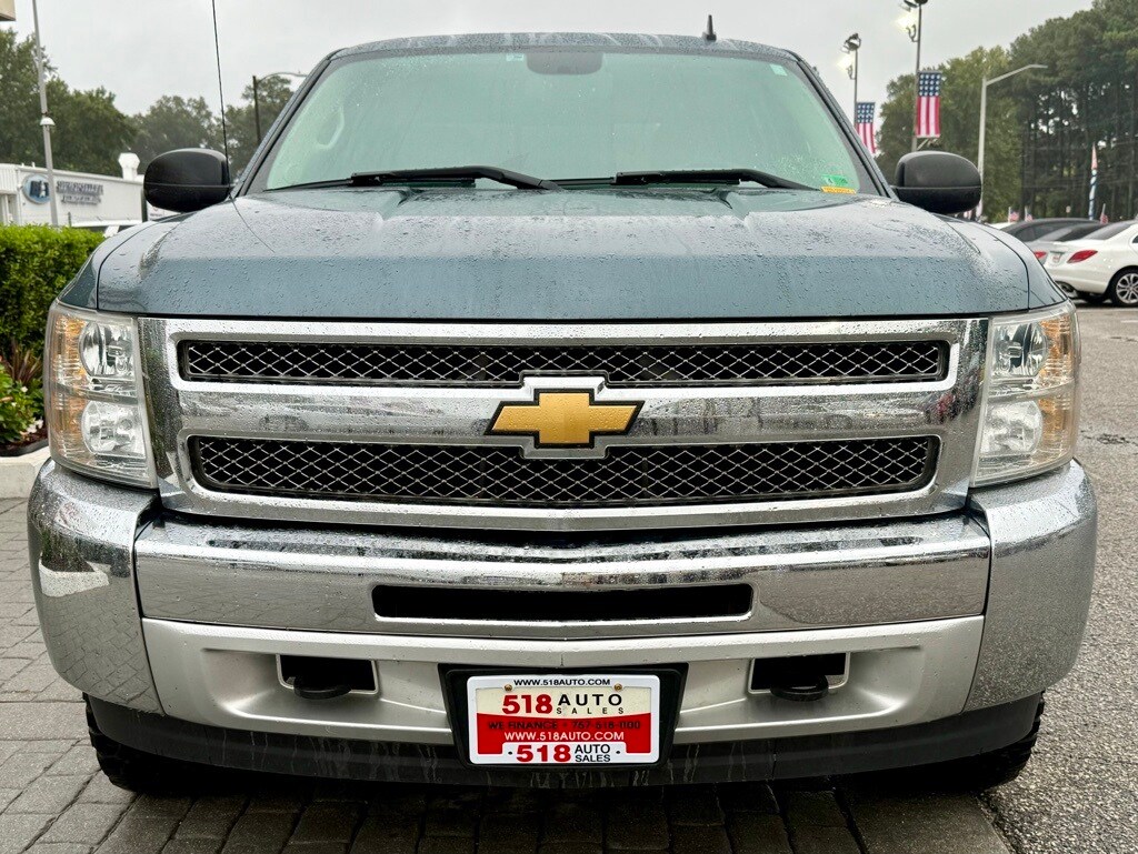 2013 Chevrolet Silverado 1500 LT photo 3
