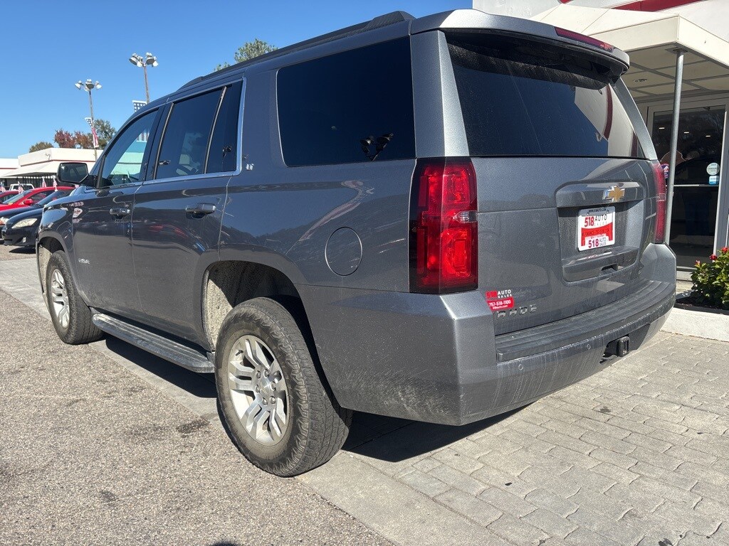 2019 Chevrolet Tahoe LT photo 3