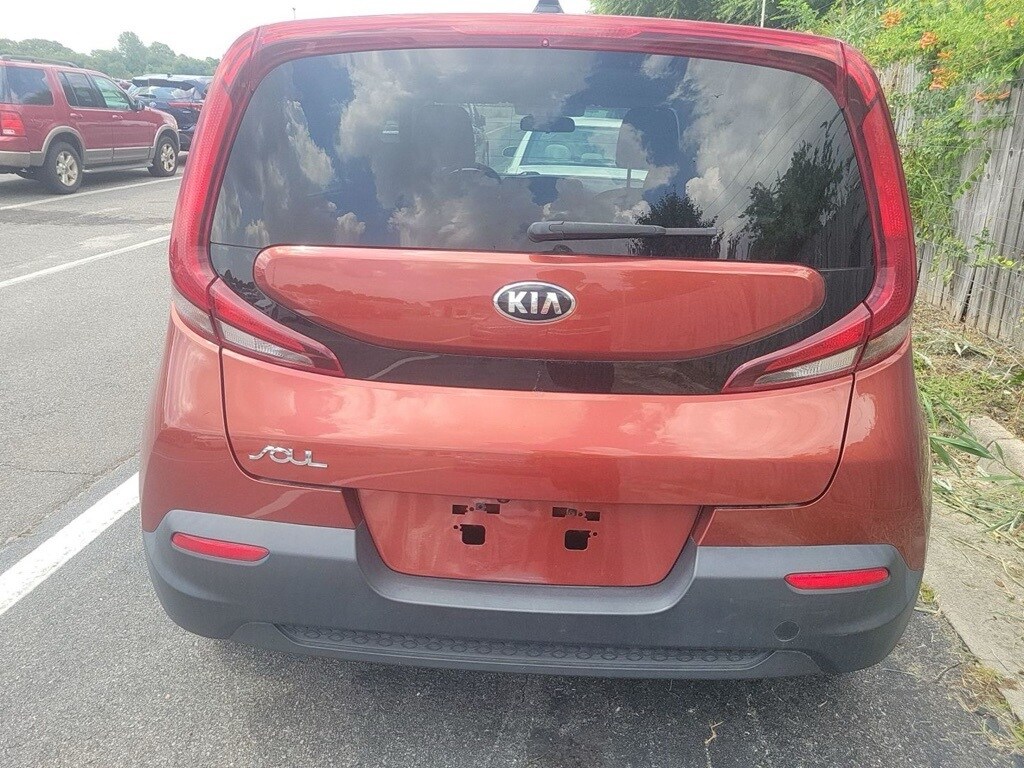 2021 Kia Soul LX photo 3