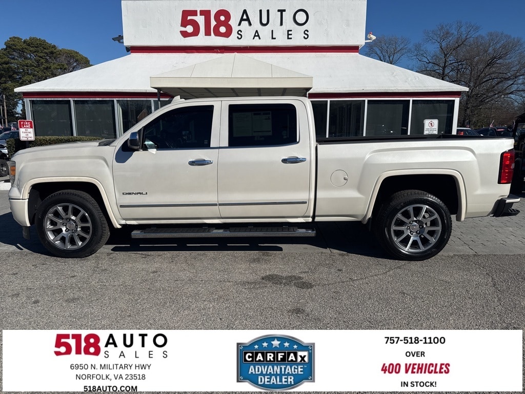 2015 GMC Sierra Denali's photo