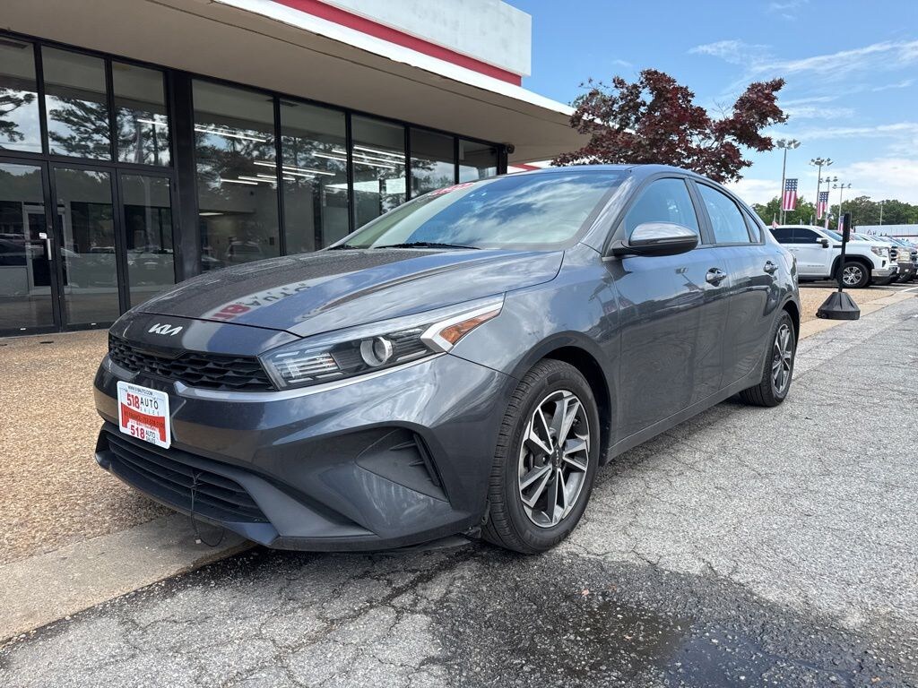 Used 2022 Kia Forte LXS Sedan