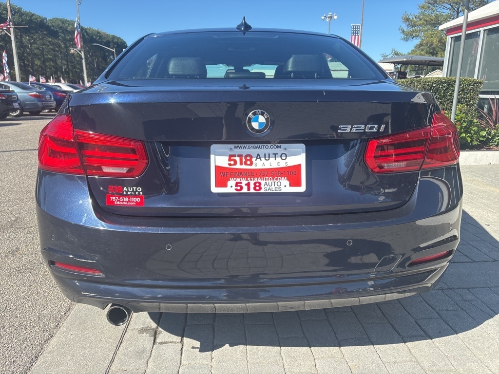 Used 2016 BMW 320i Sedan