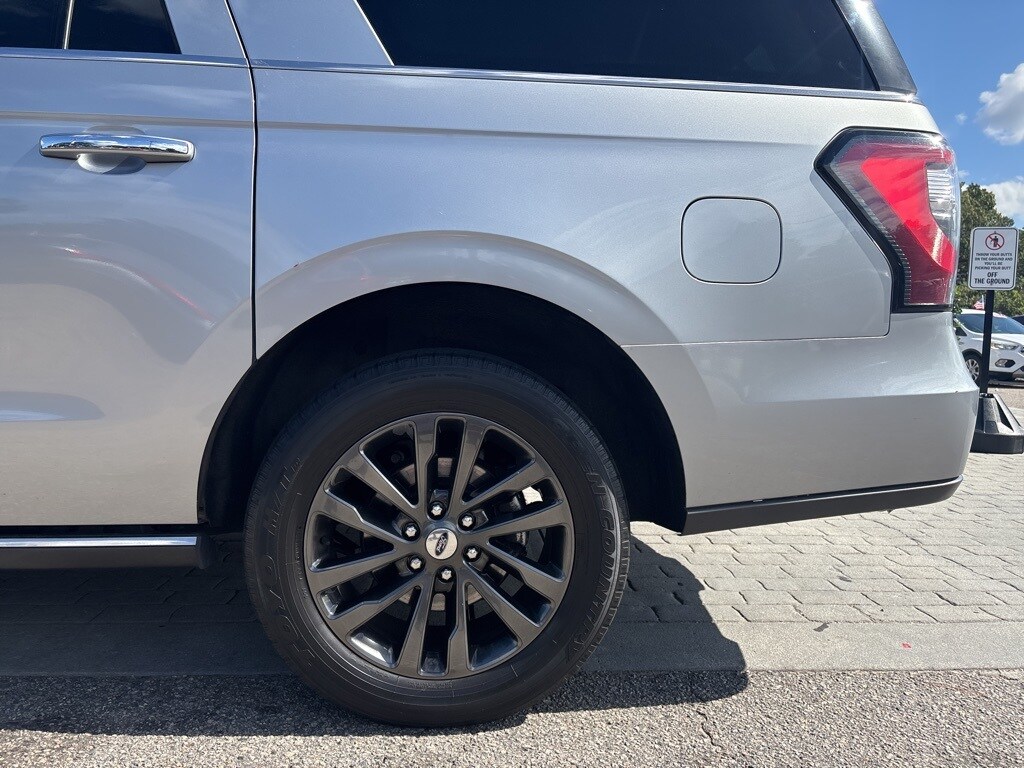 2021 Ford Expedition MAX Limited photo 4