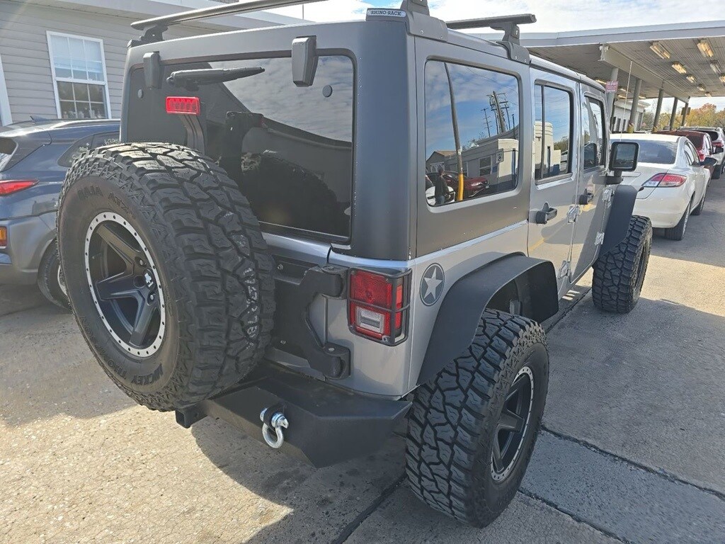 2016 Jeep Wrangler Unlimited Sport photo 2