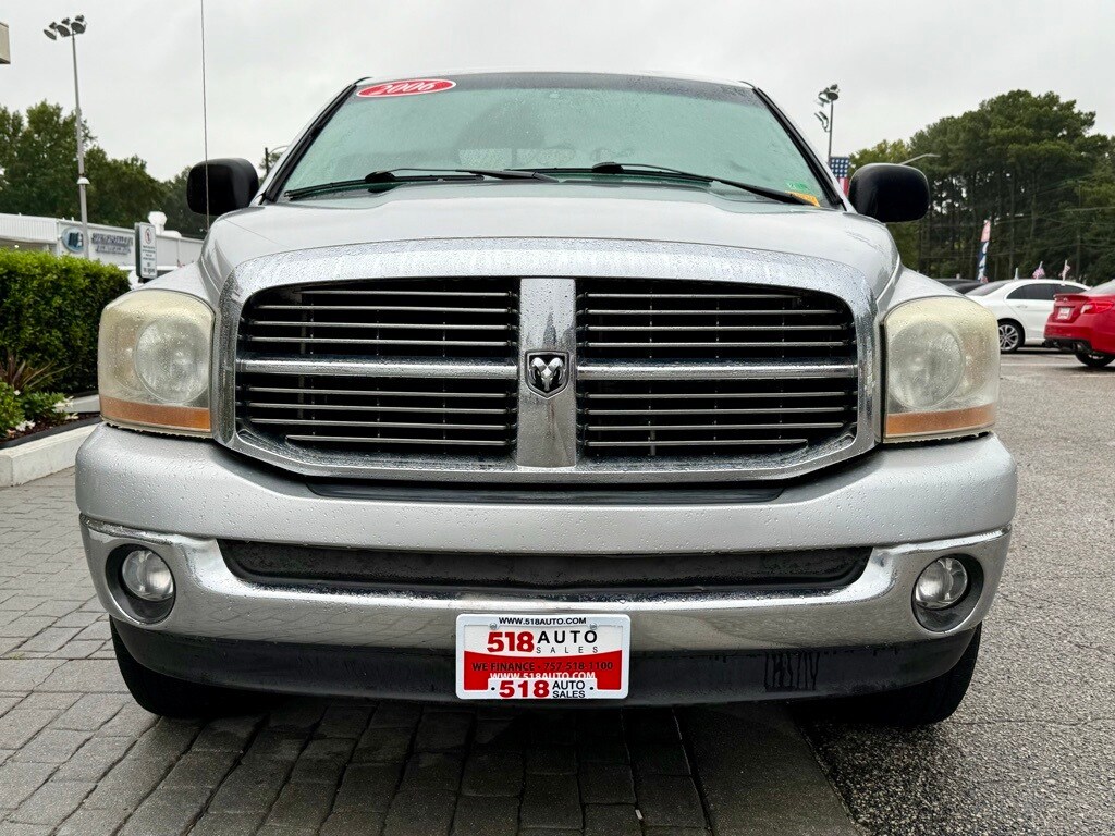 2006 Dodge Ram Laramie photo 3