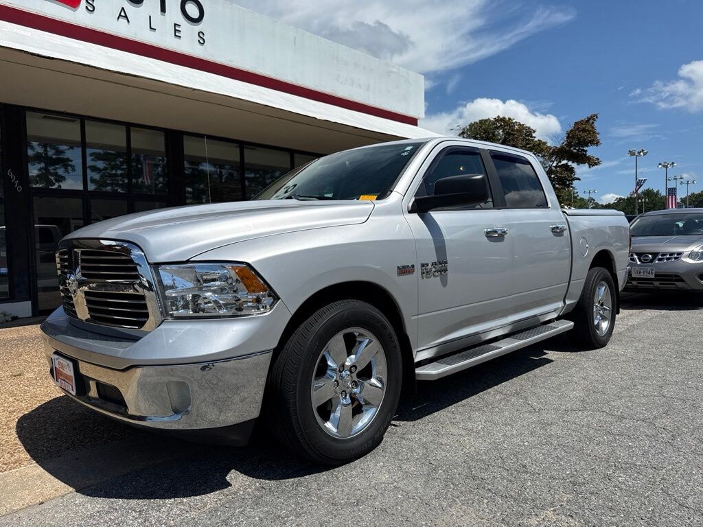 Used 2015 Ram 1500 SLT Truck Crew Cab