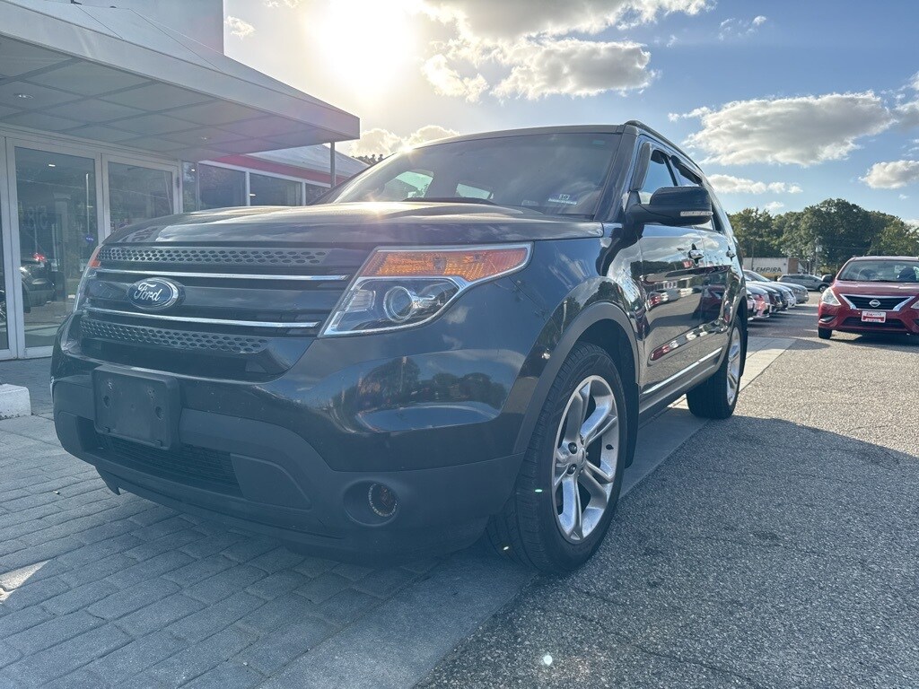 2015 Ford Explorer Limited photo 3