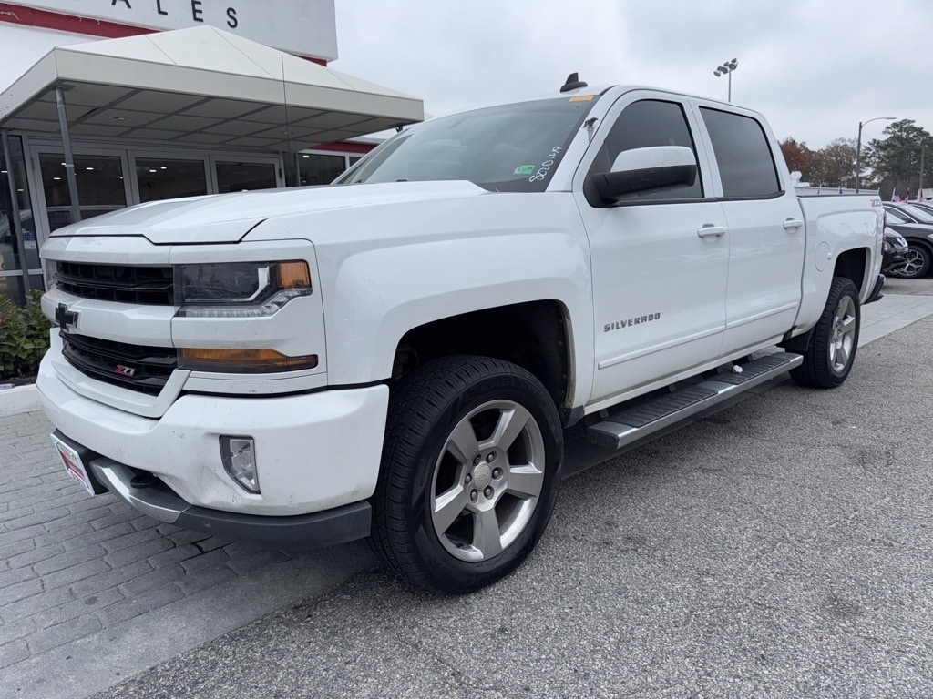 Used 2018 Chevrolet Silverado 1500 LT Truck Crew Cab
