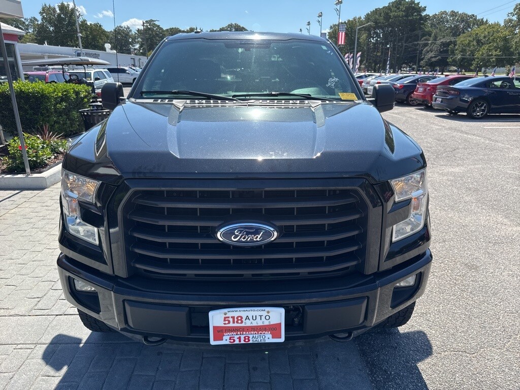 2015 Ford F-150 XLT photo 4