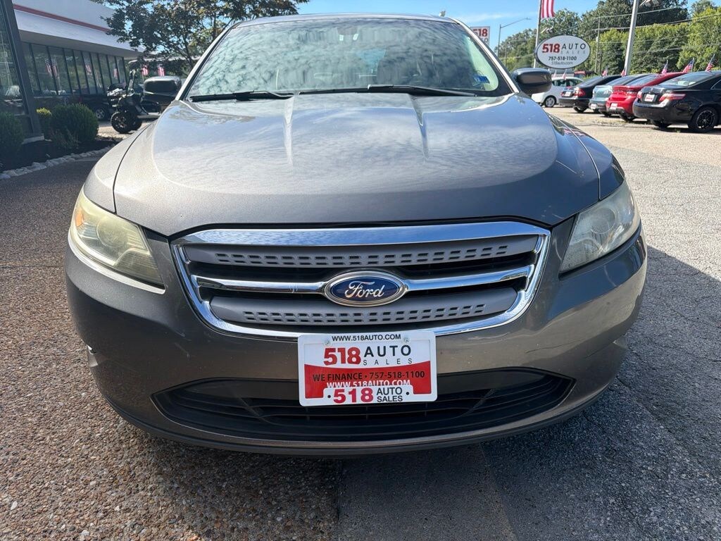 Used 2012 Ford Taurus SEL Sedan