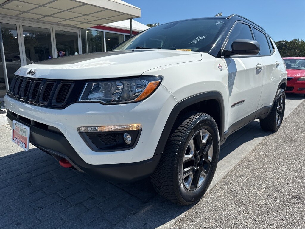 2017 Jeep Compass Trailhawk photo 3