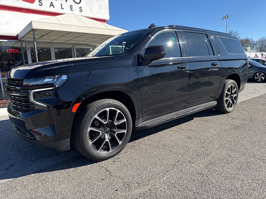 Used 2023 Chevrolet Suburban RST SUV