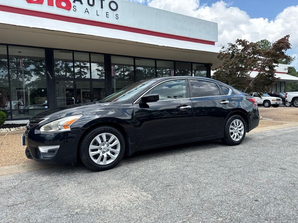 Used 2015 Nissan Altima 2.5 S Sedan