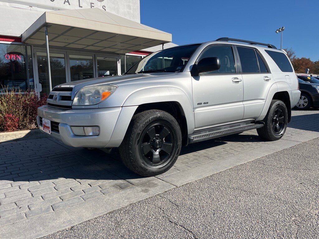 2004 Toyota 4Runner SR5 photo 2
