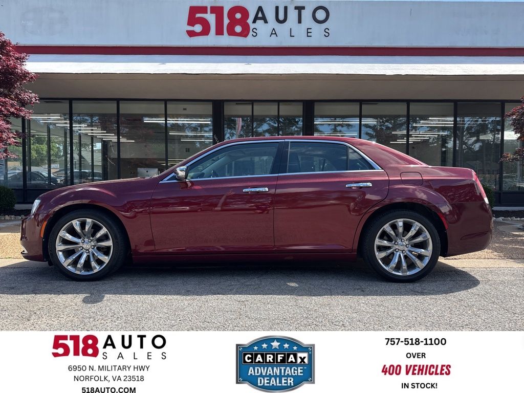 2017 Chrysler 300 C's photo