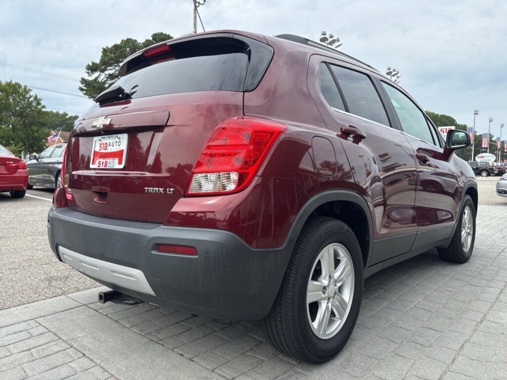 2016 Chevrolet Trax LT photo 4