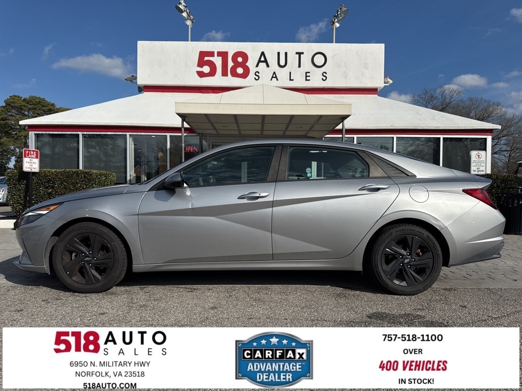 2021 Hyundai Elantra SEL's photo