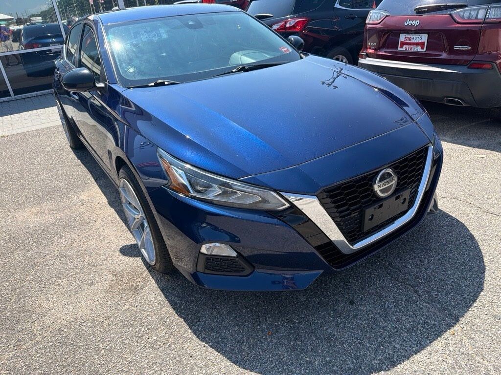 Used 2021 Nissan Altima 2.5 SR Sedan