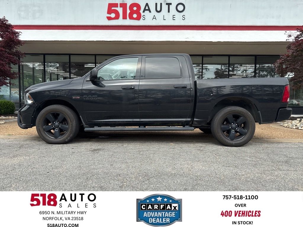 2016 RAM 1500 Express 4x4 Crew Cab 5'7's photo