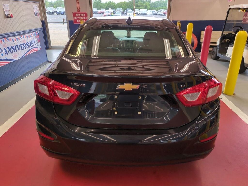 Used 2016 Chevrolet Cruze LT Auto Sedan