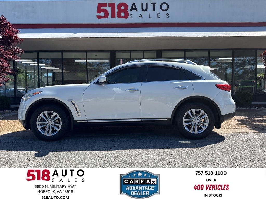 2010 INFINITI FX 35 AWD's photo