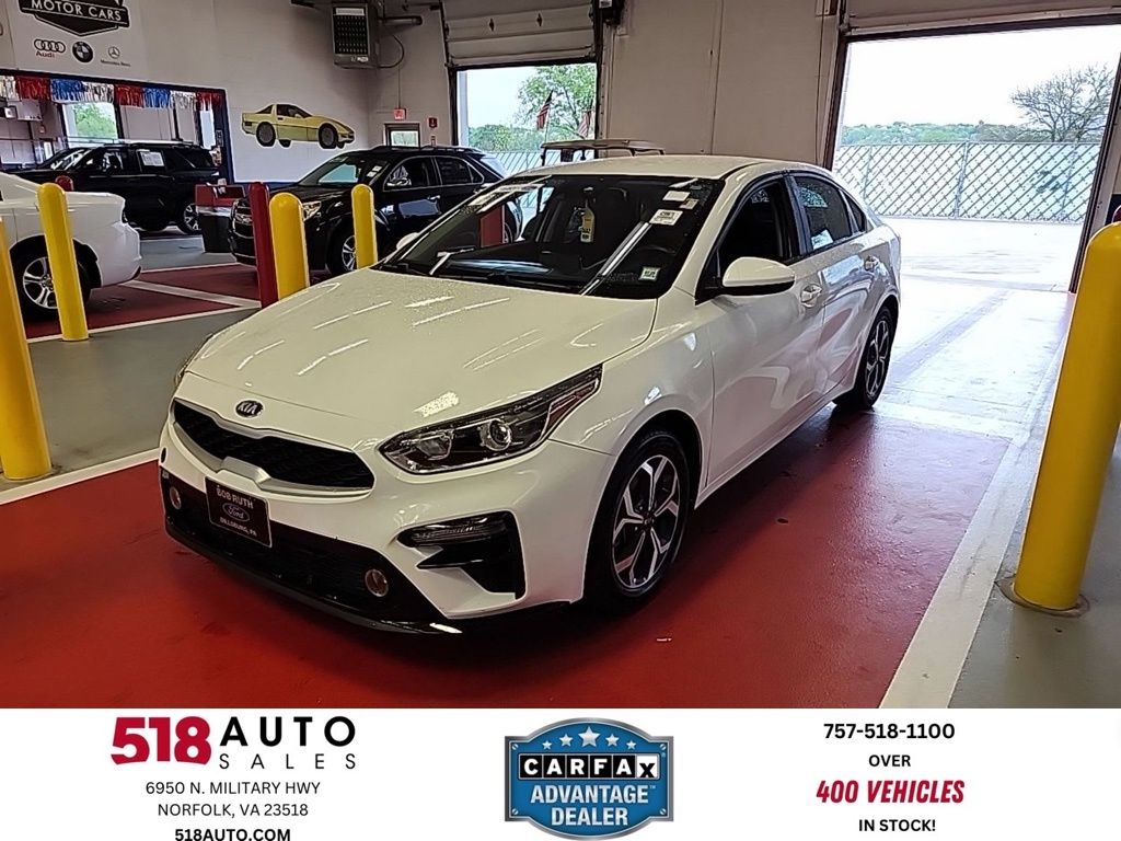 2021 Kia Forte LXS AT's photo