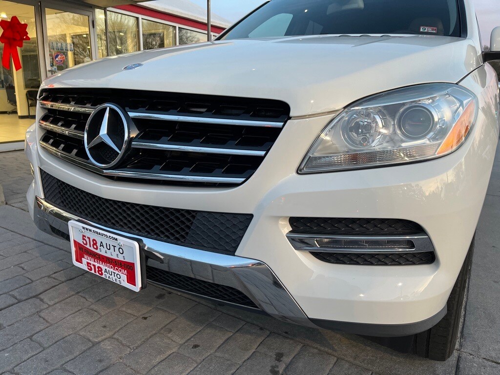2013 Mercedes Benz ML 350 4MATIC photo 3