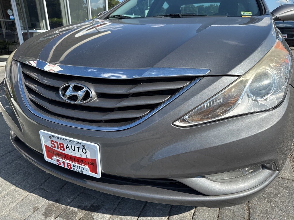 2013 Hyundai Sonata GLS photo 3