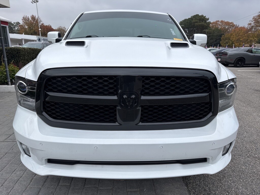 2018 Ram 1500 Sport photo 4