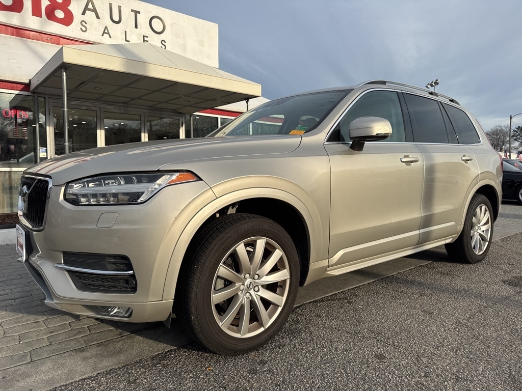 Used 2016 Volvo XC90 T6 Momentum AWD SUV