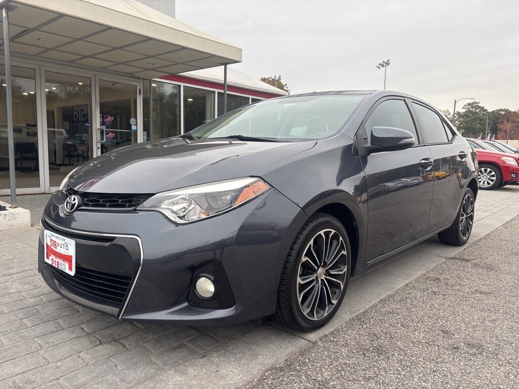 2014 Toyota Corolla Plus photo 2