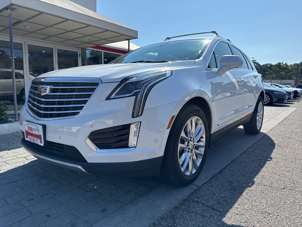 2017 Cadillac XT5 Platinum photo 3