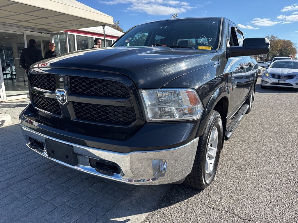2016 Ram 1500 SLT Outdoorsman photo 4