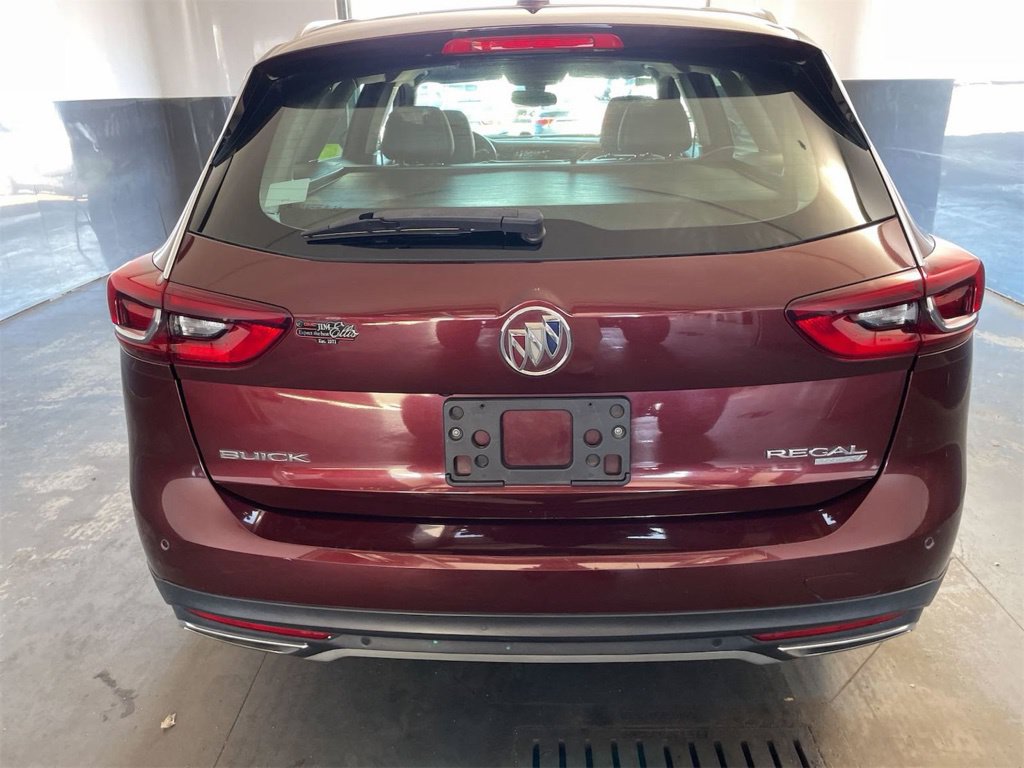 Used 2018 Buick Regal TourX Essence Wagon