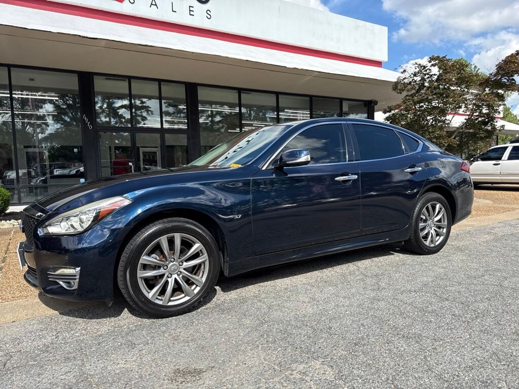 Used 2016 INFINITI Q70 3.7 w/ Premium Sedan