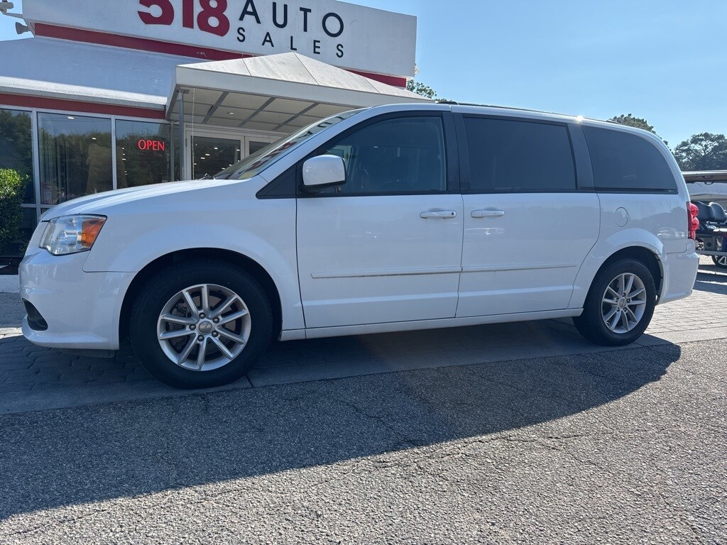 2016 Dodge Grand Caravan SXT photo 2