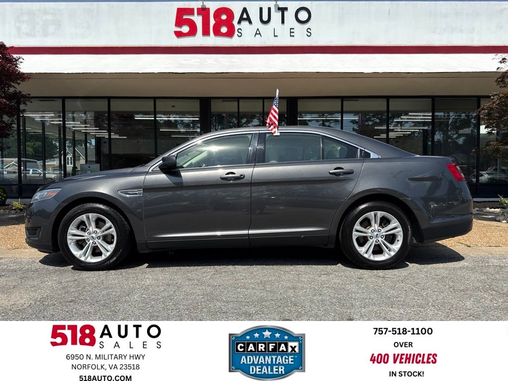 2017 Ford Taurus SE FWD's photo