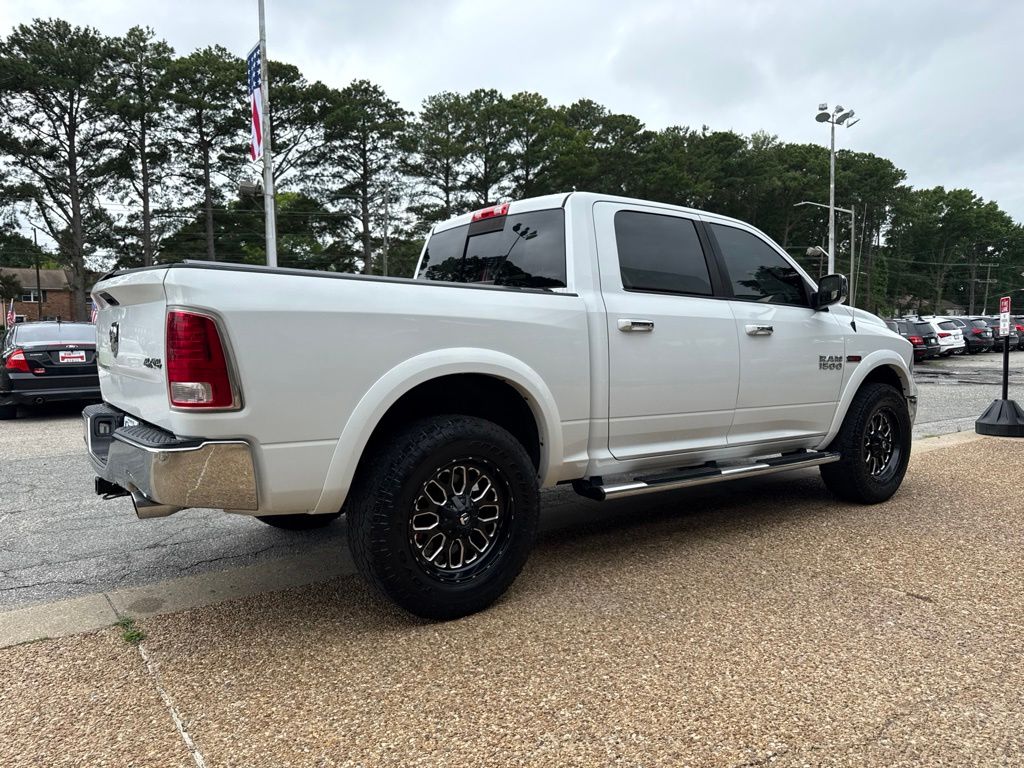 2015 RAM Ram 1500 Pickup Laramie - Photo 11