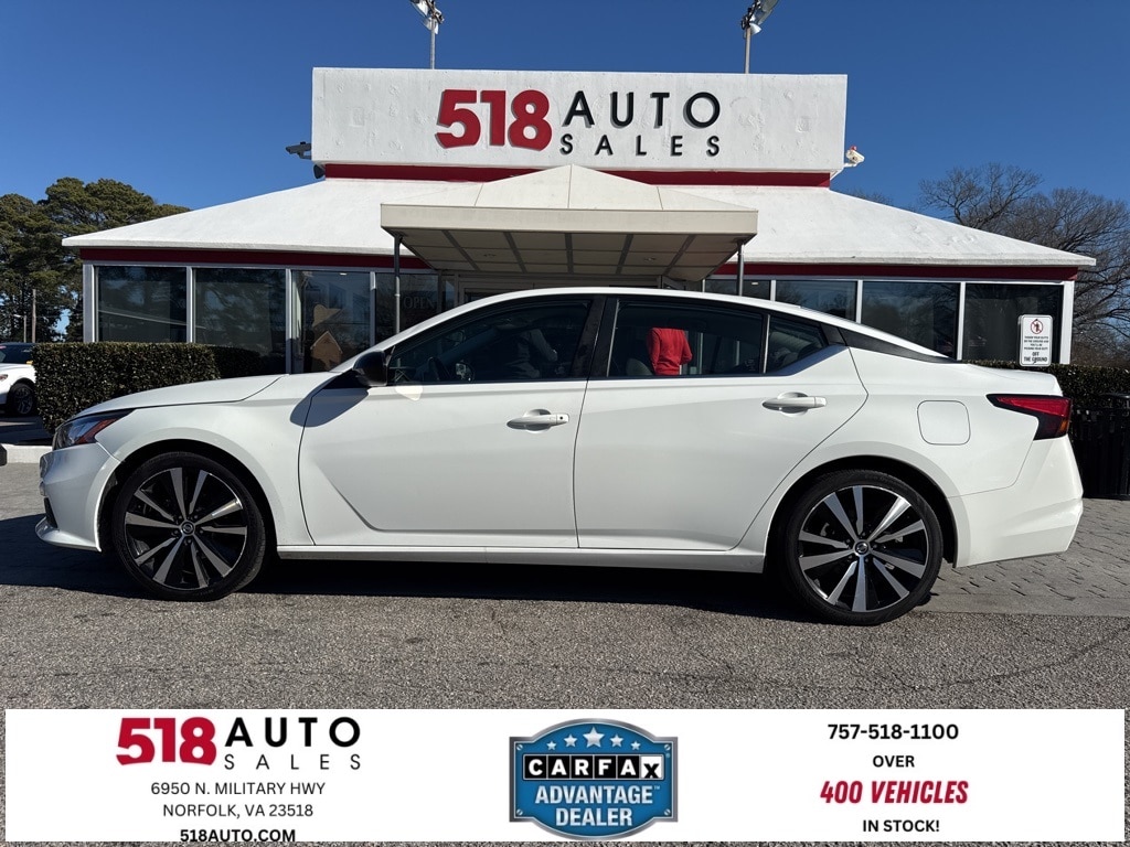 2022 Nissan Altima SR