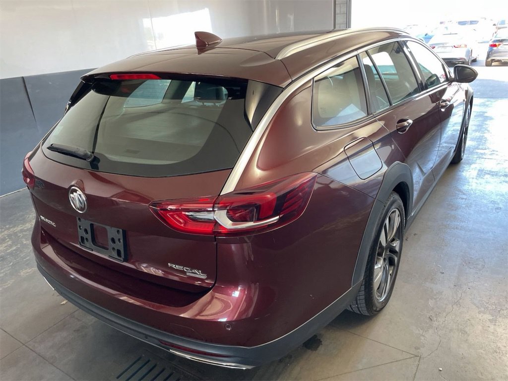Used 2018 Buick Regal TourX Essence Wagon