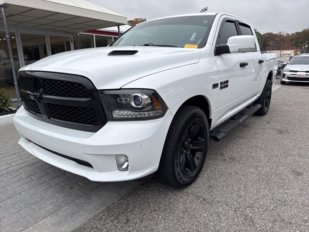 2018 Ram 1500 Sport photo 3