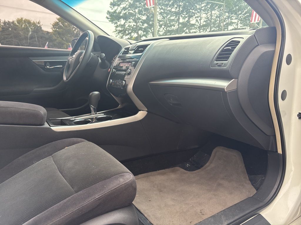 2013 Nissan Altima Sedan S - Photo 32