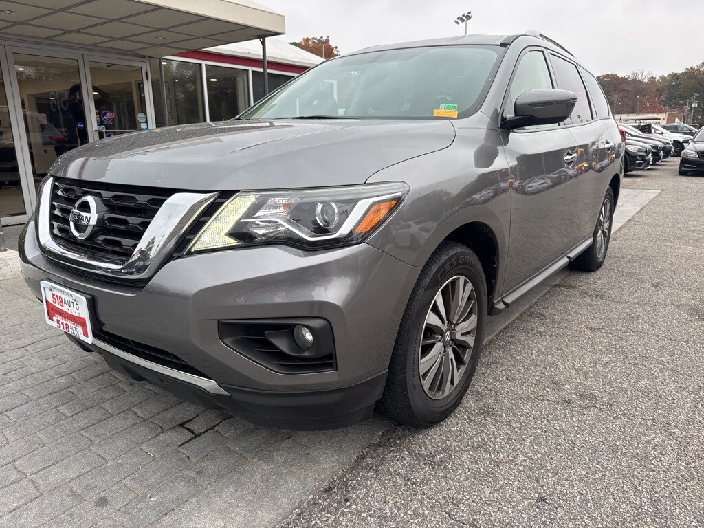 Used 2018 Nissan Pathfinder SV SUV