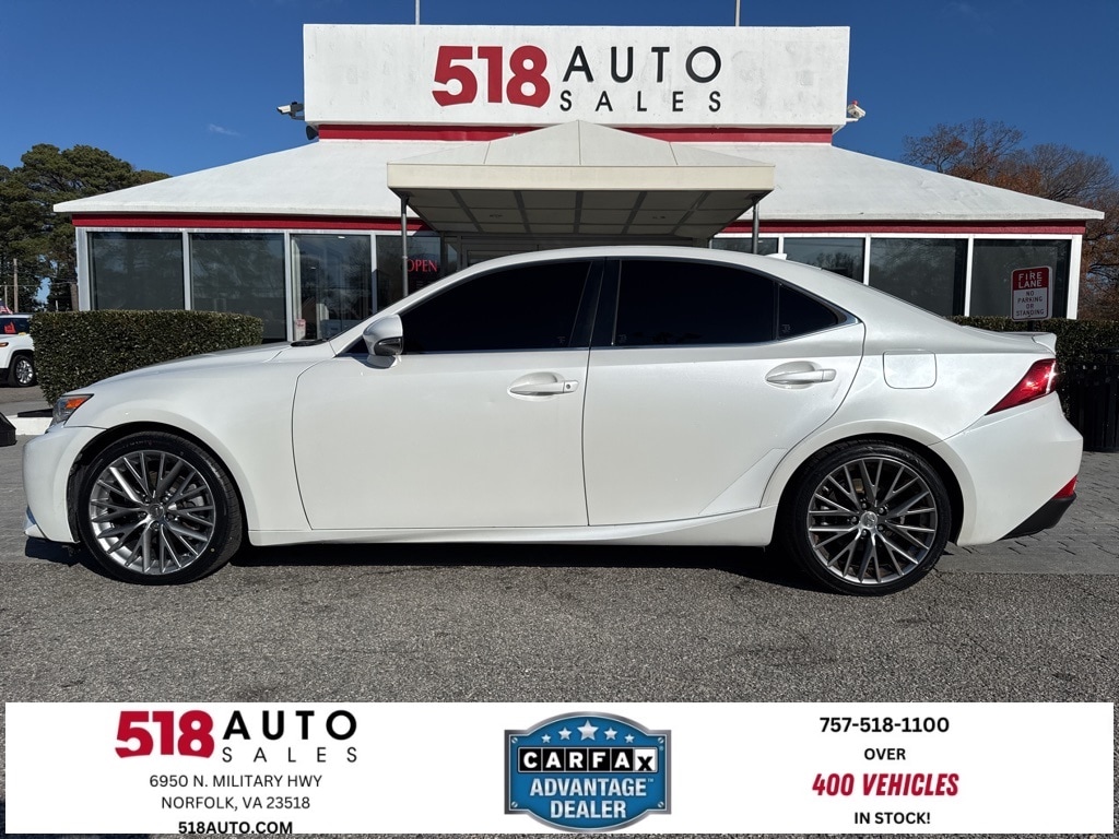 2015 Lexus IS 250's photo