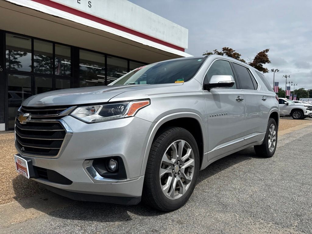 Used 2020 Chevrolet Traverse Premier SUV