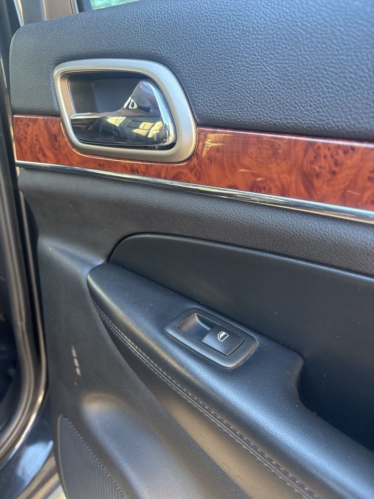 2012 Jeep Grand Cherokee Limited - Photo 37