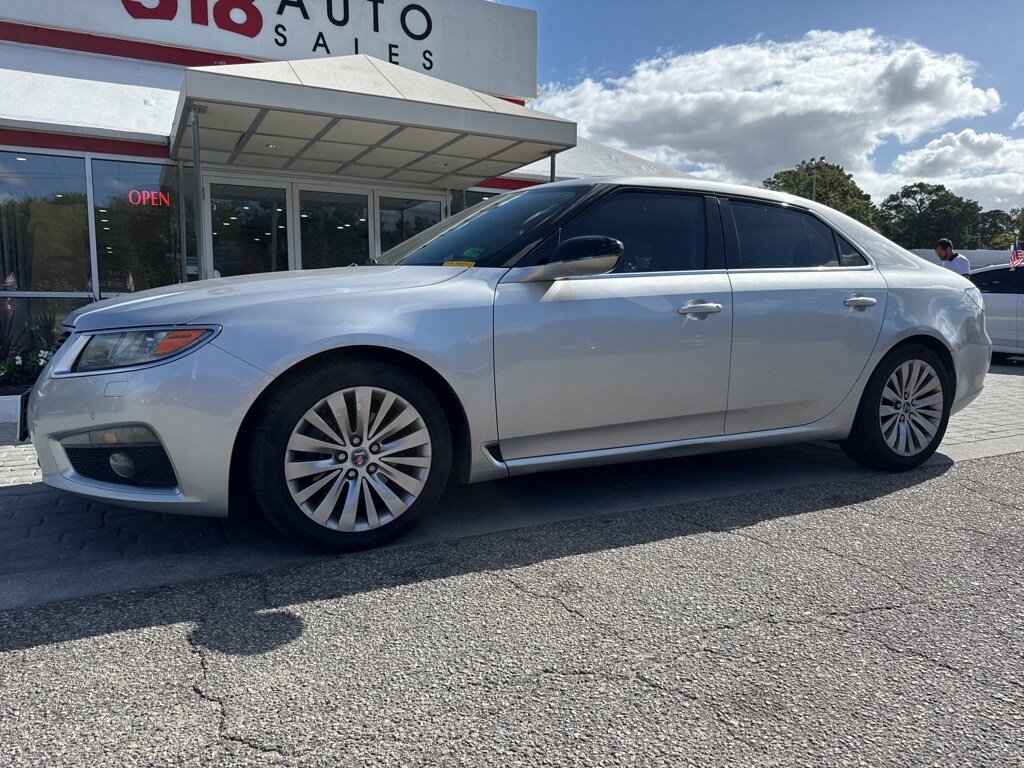 2010 Saab 9-5 Aero photo 2