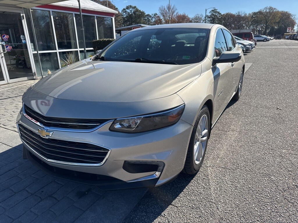 2016 Chevrolet Malibu 1LT photo 4