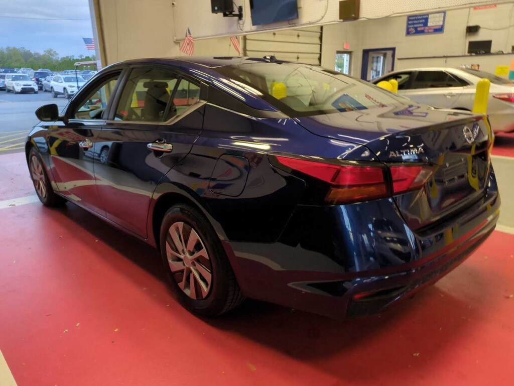 2019 Nissan Altima 2.5 S photo 2