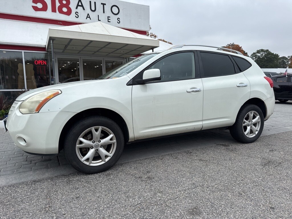2010 Nissan Rogue SL photo 2